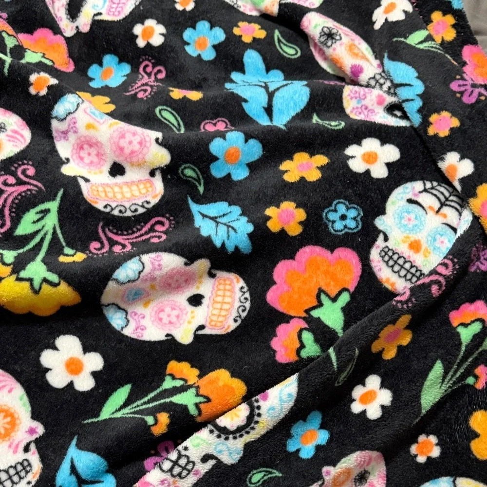 Way To Celebrate plush dia skull